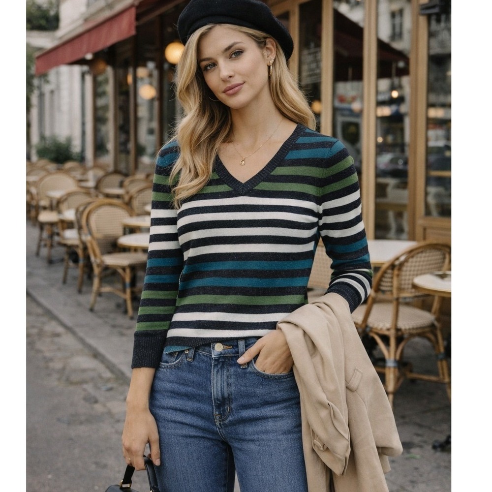 Ann Taylor LOFT Striped V-Neck Knit Sweater Size S Parisian Preppy French Girl